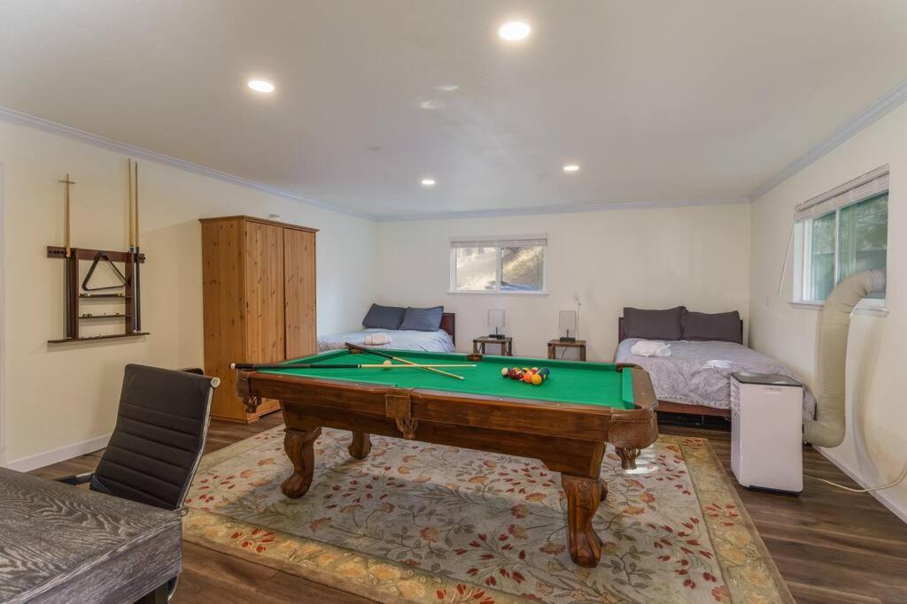 Acorn House - Charming House In Green Heaven With Pool Table With Lovely Backyard Оукхърст Екстериор снимка